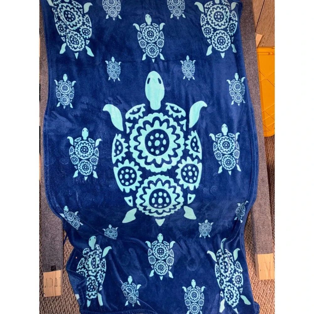 Vera Bradley Blue Sea Turtle Plush Throw Blanket Fleece 50x80 Coastal Navy Aqua
